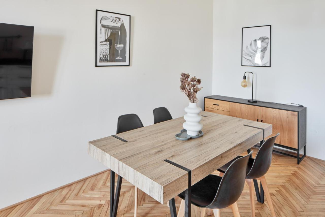 Days - Lavish On Wenceslas Square Apartmán *
